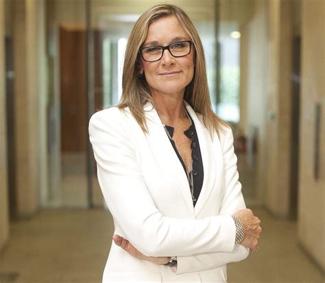 angela ahrendts burberry apple|owner of Burberry.